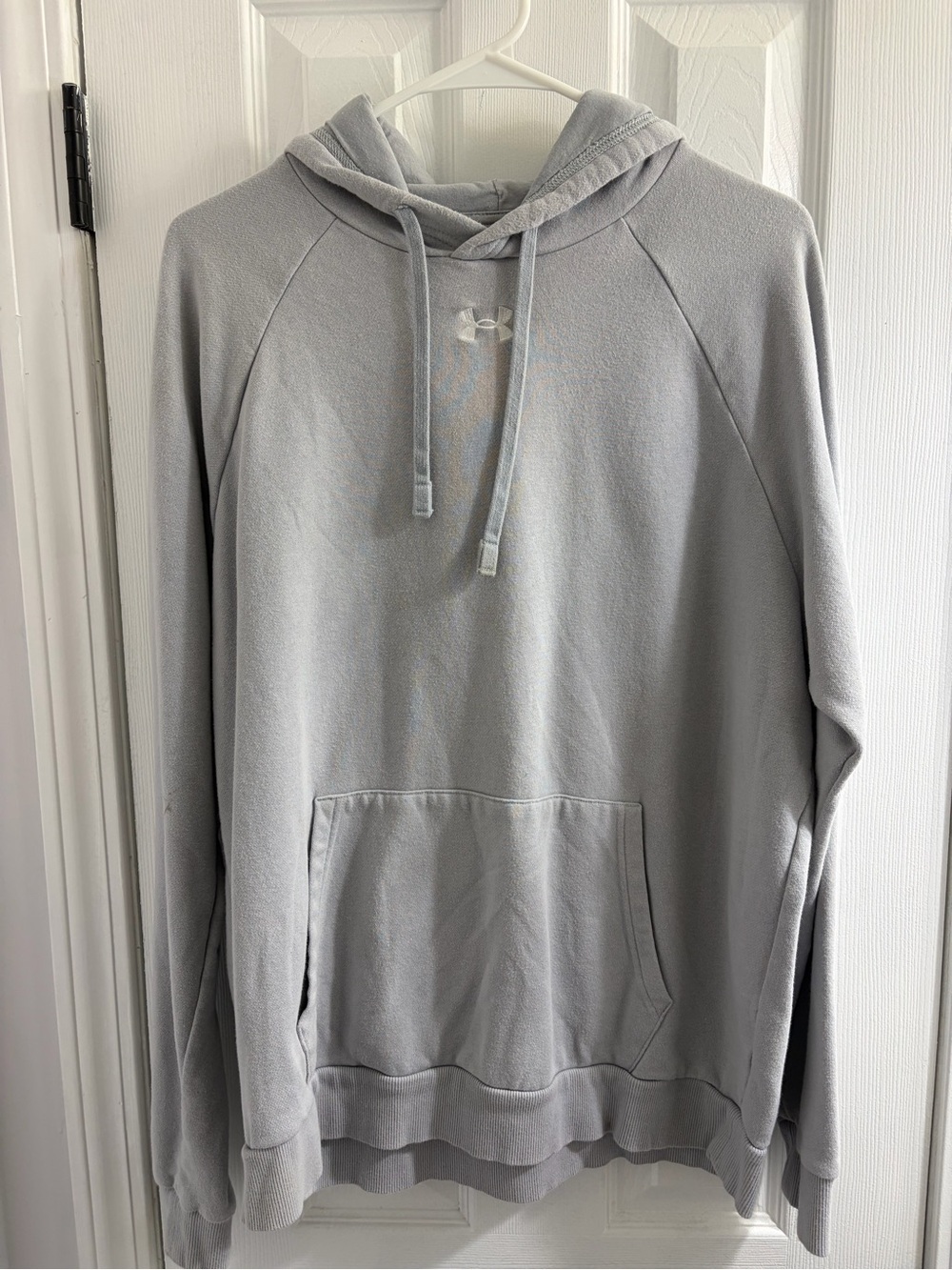 Under Armour Light Gray Men's Pullover Hoodie